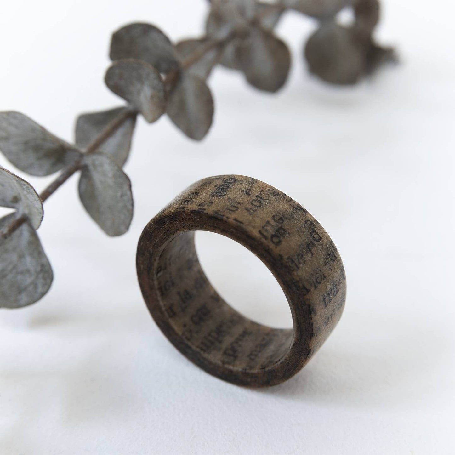 Anillo de papel para hombres y mujeres
